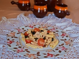 Penne z sosem z mascarpone i suszonych pomidorów