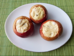 Mini serniczki w jabłkach
