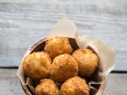Arancini - ryżowe kulki z mozzarellą