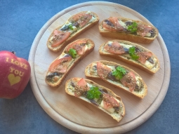 Grzanki po neapolitańsku z anchois