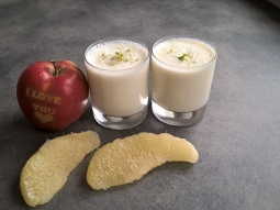 Koktajl mleczny z pomelo