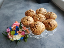 Muffinki z czekoladą i pomelo