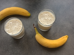 Koktajl owsiany z bananem