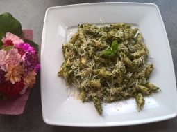 Makaron z pesto z jarmużu