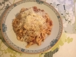 Makaron a'la bolognese