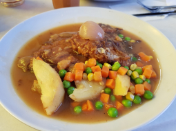 Schab w sosie z marchewką
