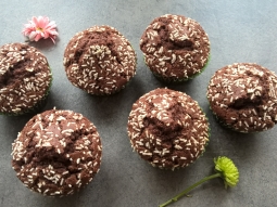 Czekoladowe muffinki z posypką