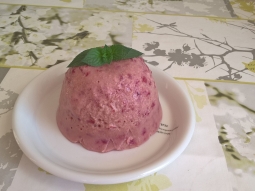 Mrożony mus jogurtowo-czereśniowy