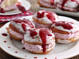 Malinowe pączki