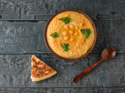 Hummus z suszonymi pomidorami
