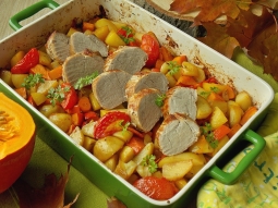 Polędwiczka wieprzowa z pieczonymi warzywami
