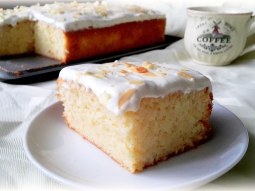 Świąteczne Ciasto Mleczne - Tres Leches Cake