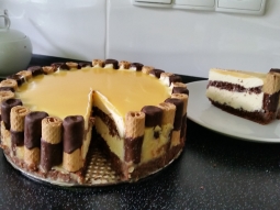 Tort ajerkoniakowy