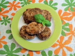 Pieczone kotlety mięsno - pieczarkowe