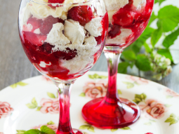 Eton Mess z malinami