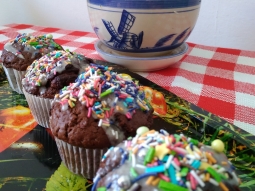 Muffinki czekoladowe z kawałkami czekolady