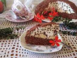 Ciasto kopiec kreta z bananami i Nutellą