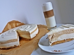Sernik na zimno Latte Macchiato