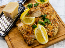 Filet z kurczaka w parmezanowo-cytrynowej panierce