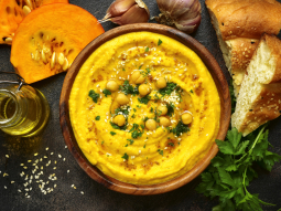 Hummus dyniowy