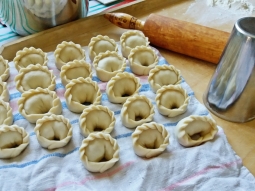 Mleczne ciasto pierogowe