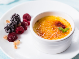 Crème Brûlée z białą czekoladą i wanilią