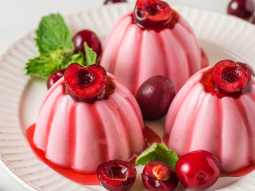Wiśniowa panna cotta