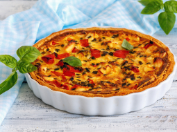 Quiche ze szpinakiem, papryką i serkiem wiejskim