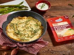 Frittata z warzywami z pieczonymi szparagami