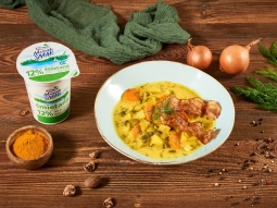 Zupa koperkowa z chipsami z boczku