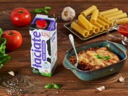 Cannelloni z mięsem w sosie pomidorowym