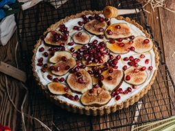 Tarta z mascarpone, figami i miodem