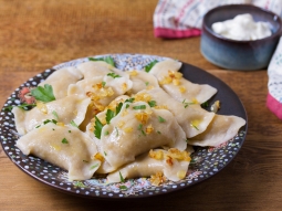 Pierogi z kapustą i grzybami
